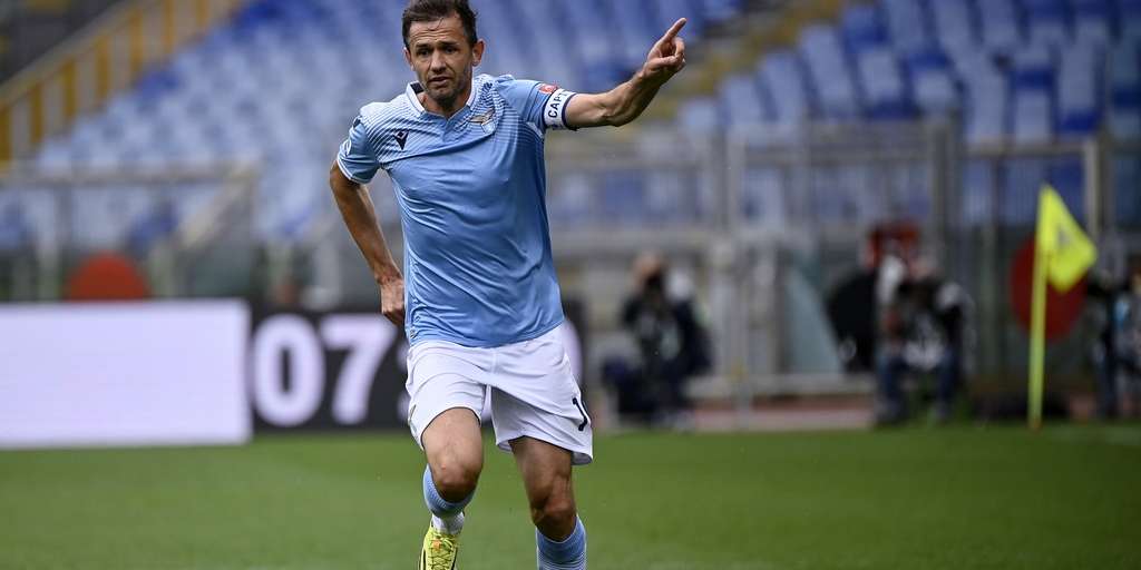 Zurich contracted with Senad Lulic from Lazio