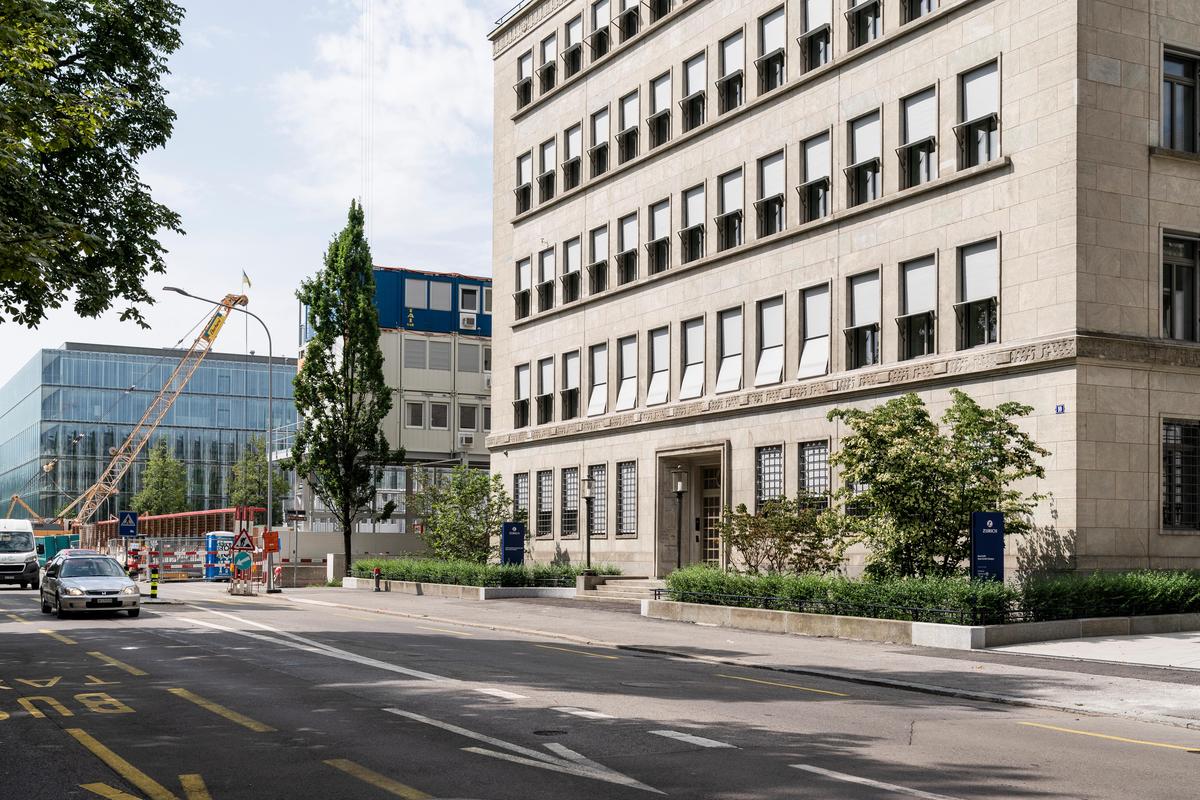 This is where AWS is moving into its new headquarters: ownership at Mythenquai 10 in Zurich.