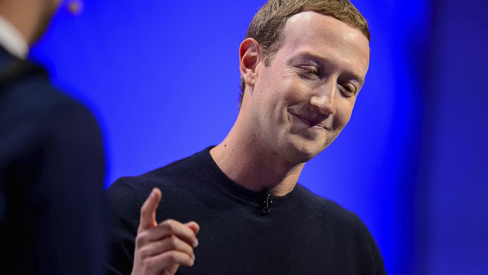 Zuckerberg's new virtual reality glasses create 350 new jobs