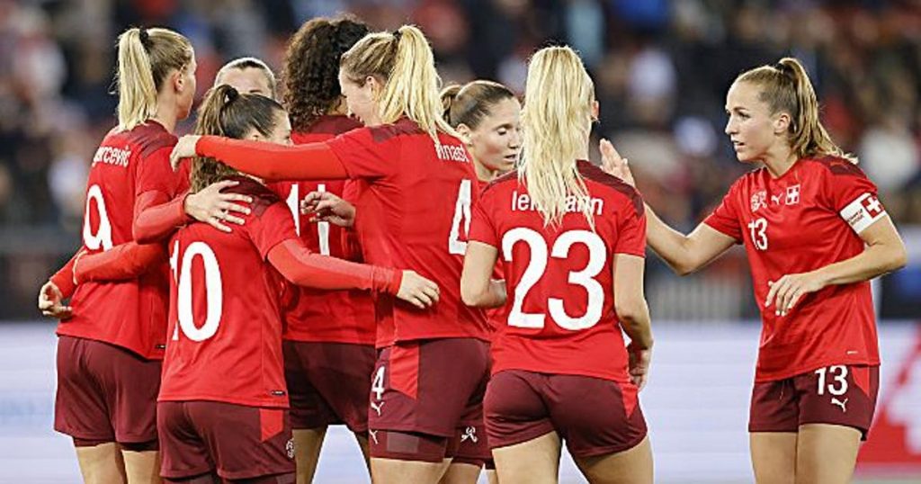 The Swiss women's national team stays ahead of Italy thanks to the 5-0 celebration against Croatia