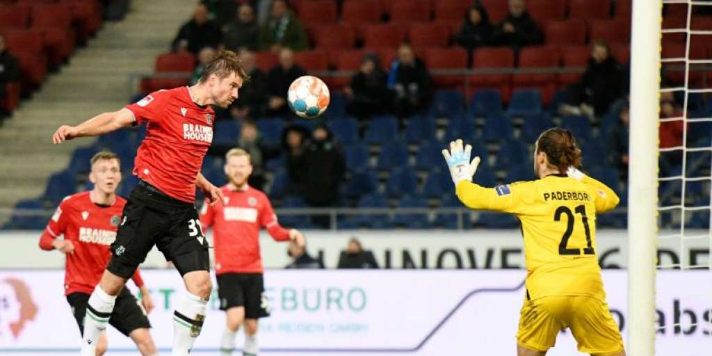 SC Paderborn missed the jump to first