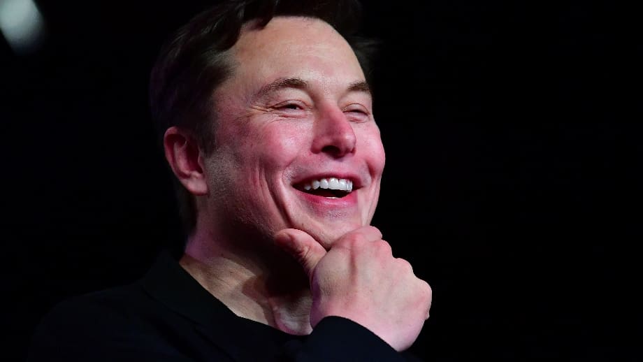 Musk allows Twitter community to vote on sale of Tesla sharing package