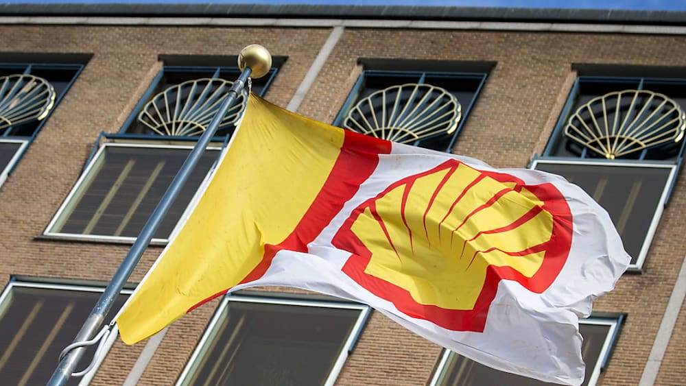 Shell leaves the Netherlands - see