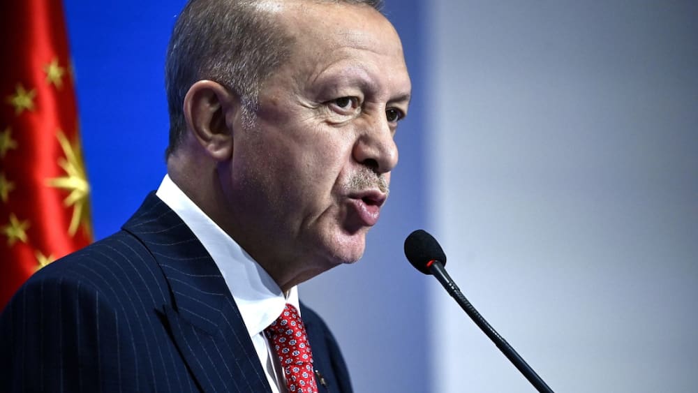Turkey: Erdogan favors low interest rates