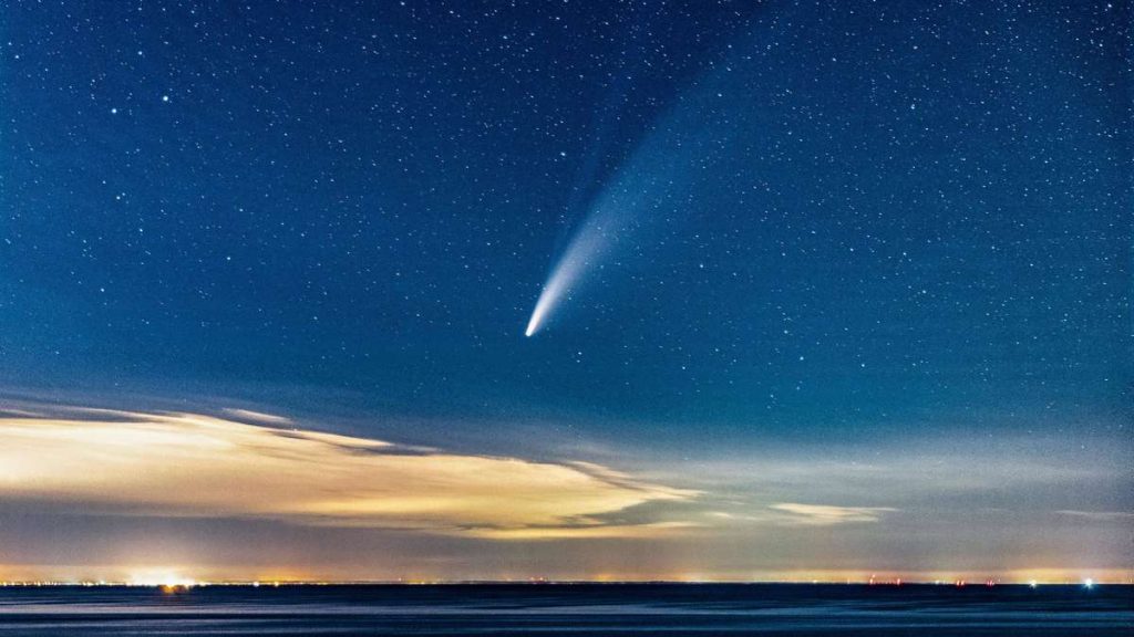 Comet Leonard will soon appear with the naked eye - you should know it