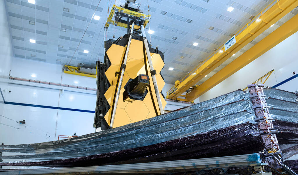 James Webb Space Telescope: Waiting for the Light