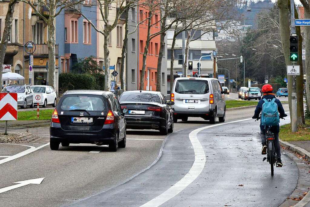 More space for cyclists and pedestrians on Breisacher Straße - Freiburg