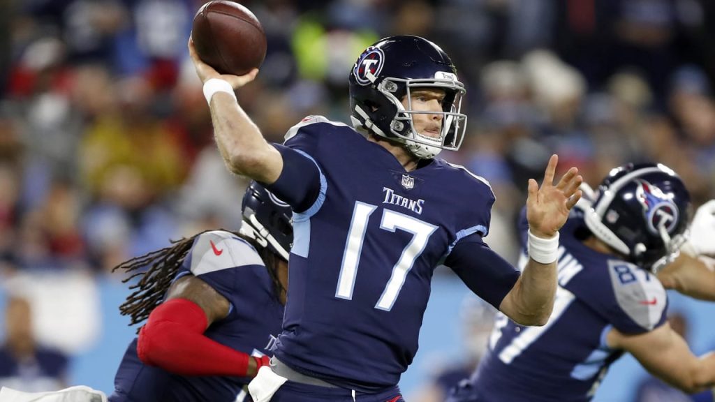 NFL fans are excited - Hey Taneyhill!  Quarterback Awards Titans Victory - American Football