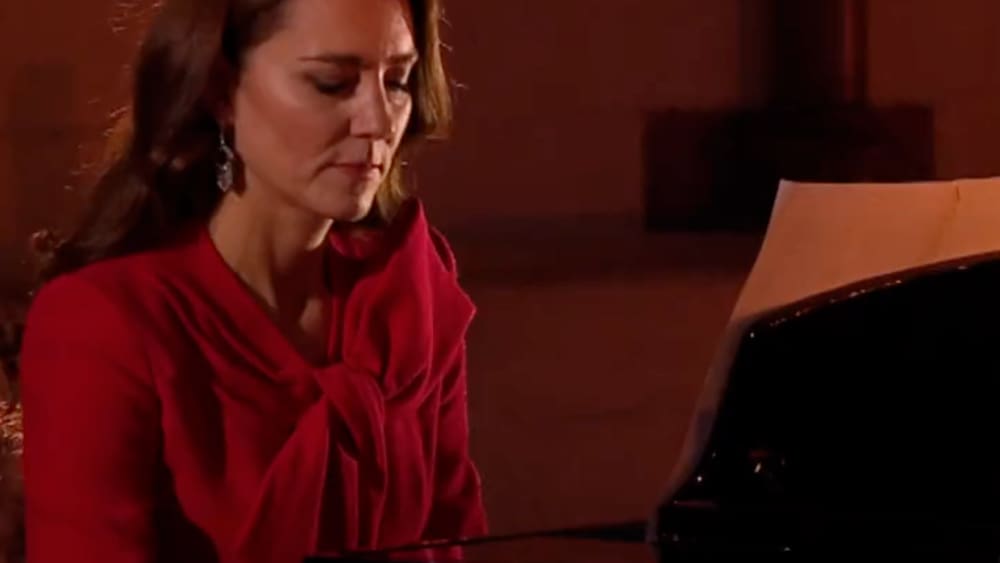 The Duchess charms Kate at Christmas mass as a piano musician