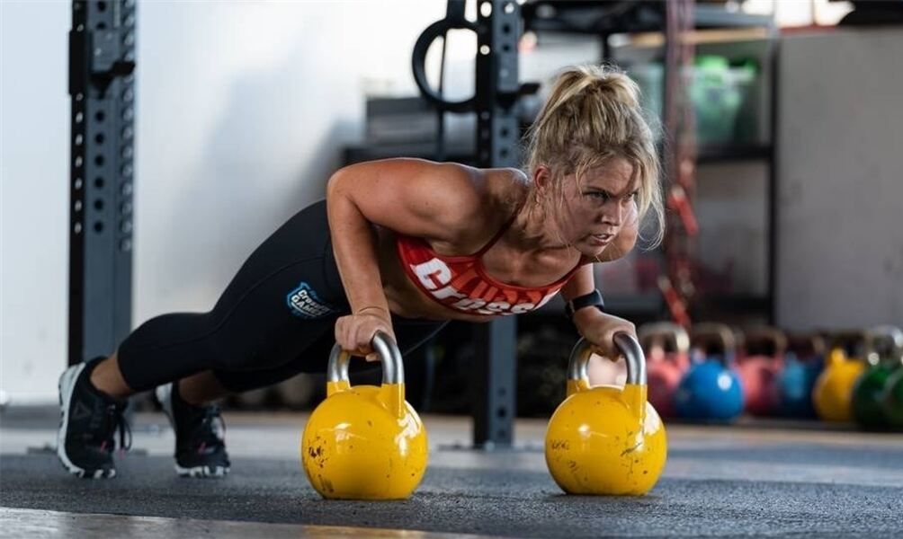 Fitness Trend from the USA: Why Strong Women Love CrossFit