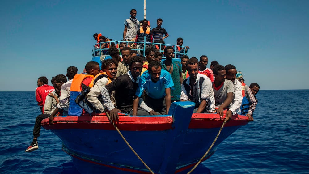 Italian Prosecutor's Office - Maritime rescuers cooperate with smugglers