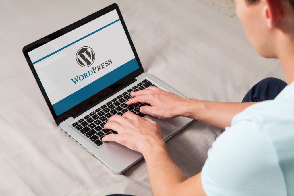 WordPress 5.9 with better block themes and slow loading