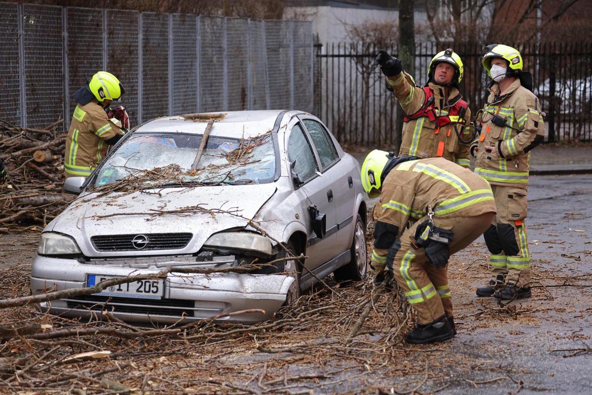 In Germany, Storm Jelenia caused damage and at least three deaths on Thursday.