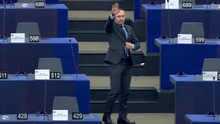 Bulgarian MEP salutes Hitler in parliament