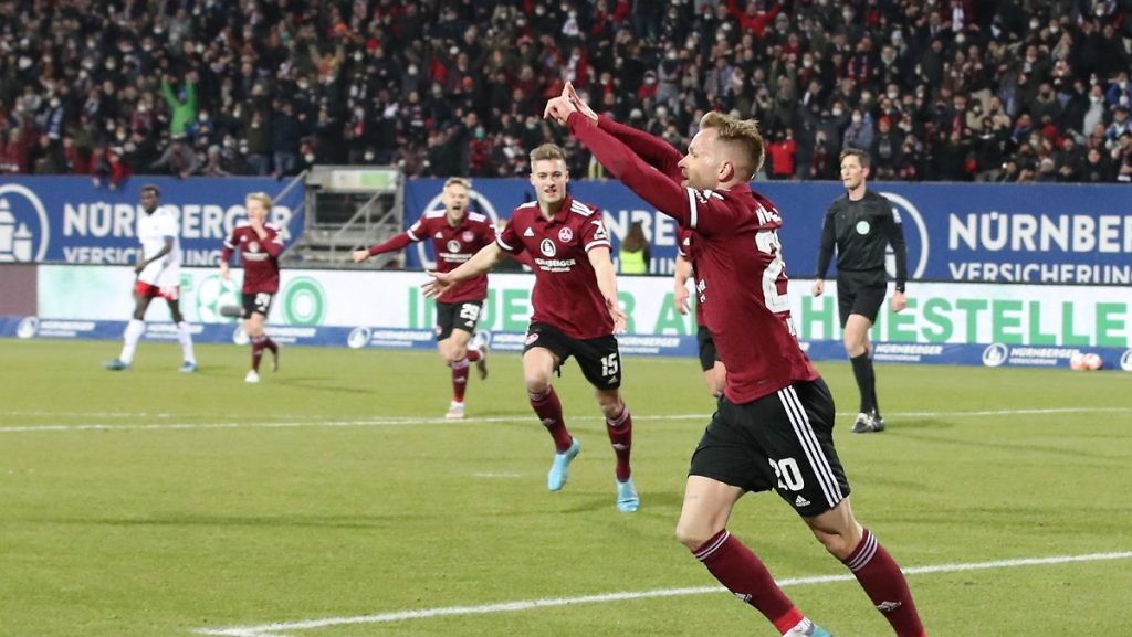 Nuremberg in third place: 'The Club' beats HSV shortly before the end