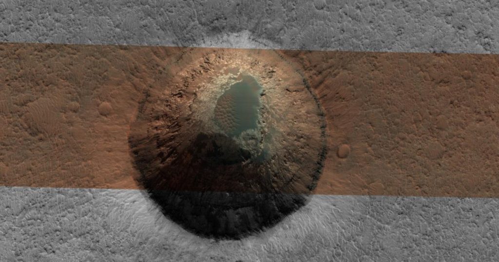 Impressive video showing Mars crater at 8 km