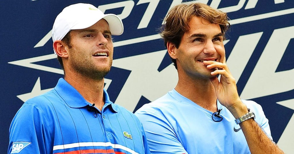 Andy Roddick is confident.  "We'll see Roger Federer back on the pitch."
