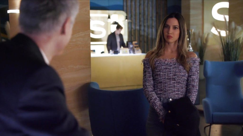What does Frank's lawyer want from Kiara?
