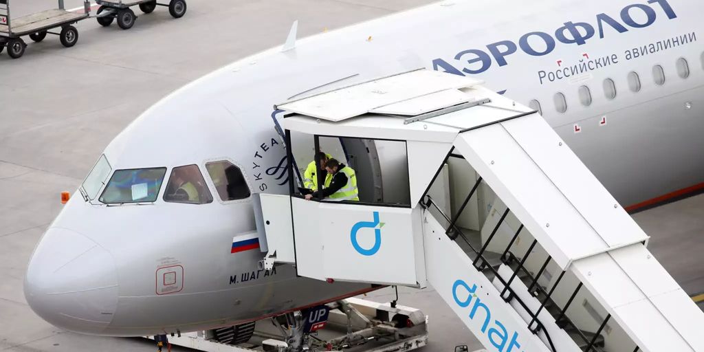 China closes the airspace of Russian Boeing and Airbus planes