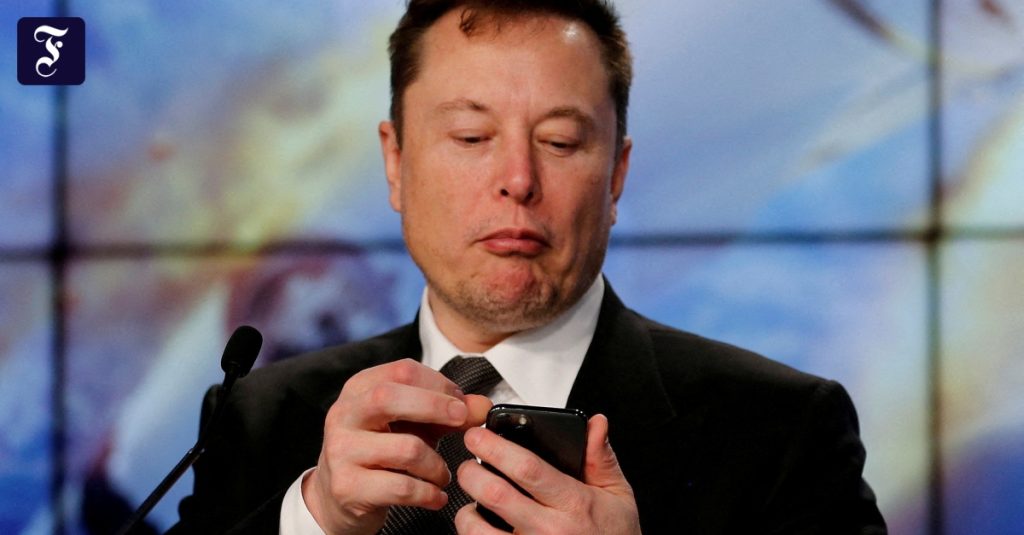 Elon Musk wants to lift Donald Trump's ban on Twitter