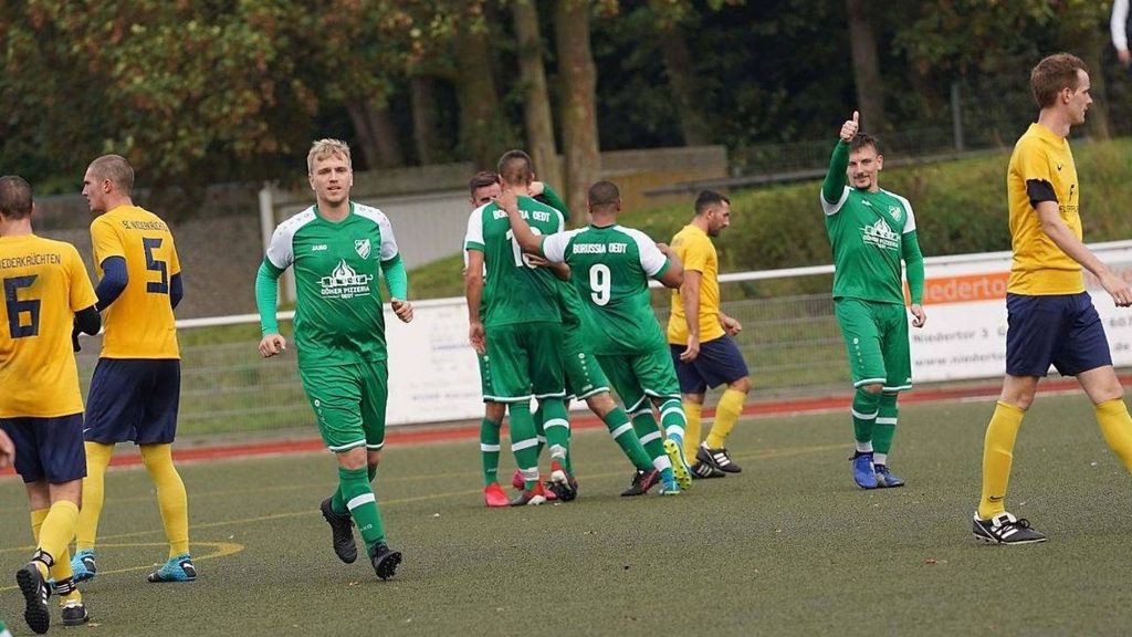 Stormed Borussia claimed first place with three chasers