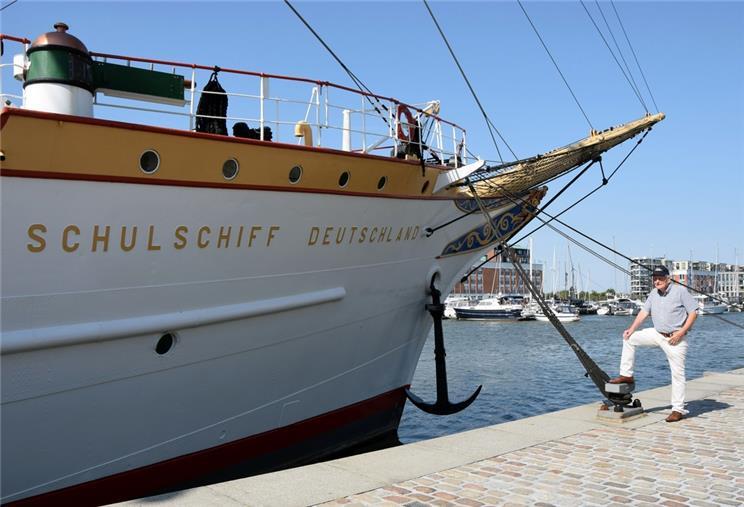 "German training ship": "Bremerhaven is the best place"