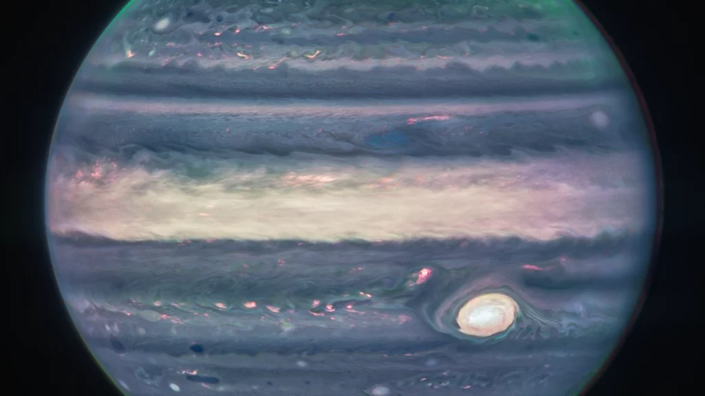 The James Webb Telescope captures an aurora borealis over Jupiter