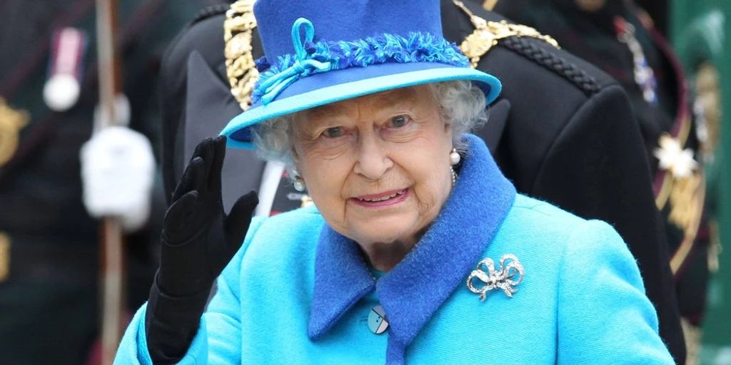 Queen Elizabeth is buried with only two pieces of jewelry