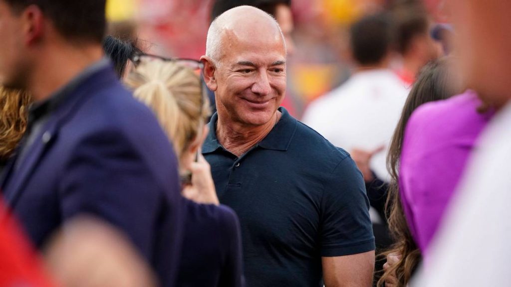 US authorities call on Jeff Bezos to testify