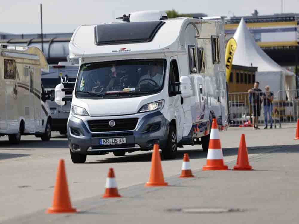 Camper from Usingen takes third place in "ADAC Camper of the Year" final, ADAC press release, Gütsel Online, OWL live