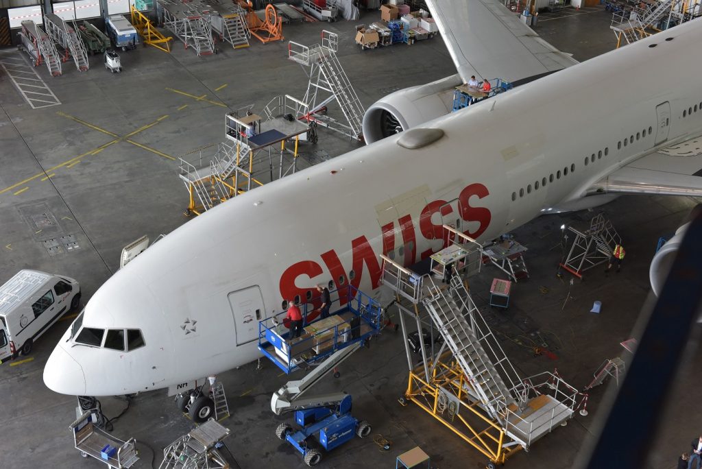 Aero Shark: Swiss allows passengers to take off on 777 Shark for the first time