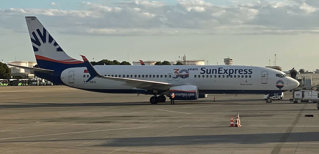 Four Boeing 737s: The Sun Express flies the US in the winter